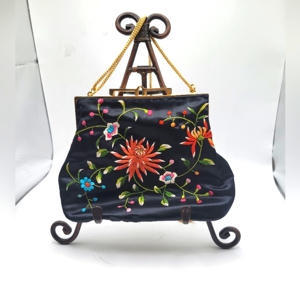 Vintage Walborg Purse Made In Hong Kong